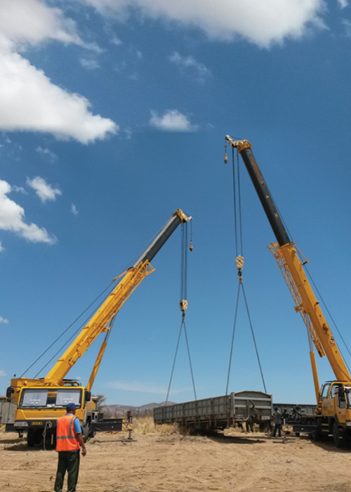 Heavy lift Truck Mounted Cranes